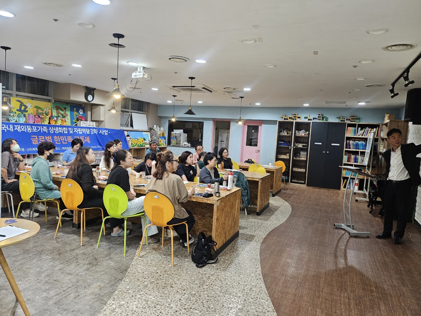 9616cbd709ae3ace72ddb0ee983c1203.jpg